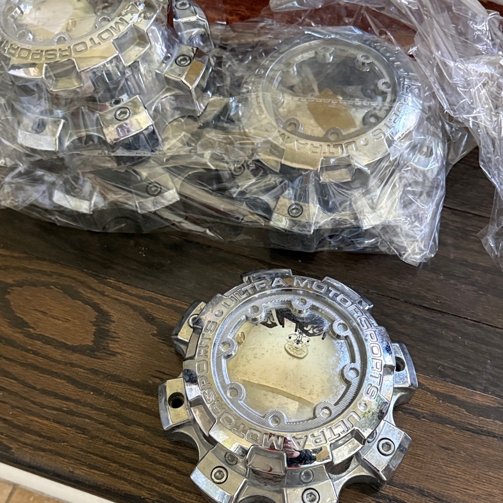 Ultra Motorsports Chrome Wheel Center Caps - Set of 4